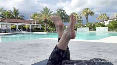 Poolside Feet Tease Barefoot And Soaking Wet Destroyed Gushing Choked