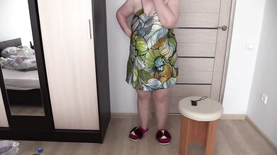 Amateur BBW MILF with big saggy tits and hairy pussy