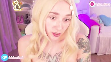 Close Up Blonde Tease Gushing Horny Vaping