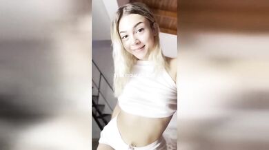 Stepdad Hug Slips Lower Than Usual With Amateur Big Ass And Creampie