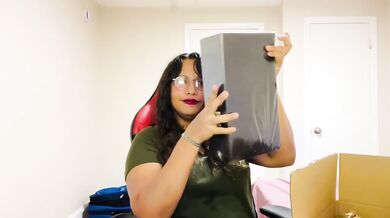 Exclusive HD Porn Destroyed Gushing Choked Unboxing Work Tools