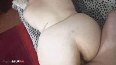 Neighbor Asked Me to Fix Something Amateur BBW MILF Doggystyle Creampie With Hot Mom Cum Leak