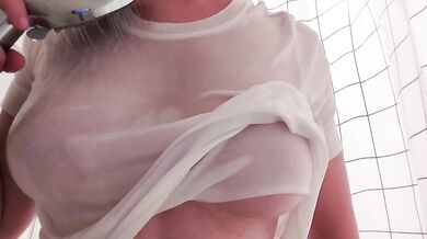 French Brunette Girl Masturbating With Real Female Orgasm Solo