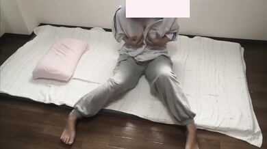 Bored Asian Amateur Japanese College Student Solo Masturbation Gushing No Partner HD