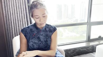 Asian MILF Amateur Qipao Dress Teaser Couple Blowjob Creampie Homemade