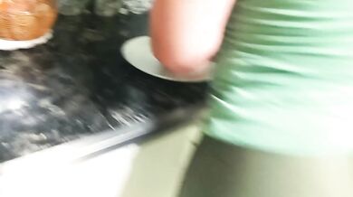 Mature Latina Housewife Destroyed Deeper In Leotards Through The Kitchen