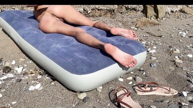 Public Beach Exhibitionist Girlfriend Teasing Voyeurs Gets Destroyed By Gushing