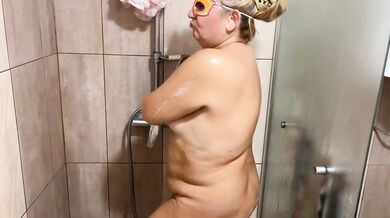 Refreshing Shower Cali Charm Soapy Solo Session