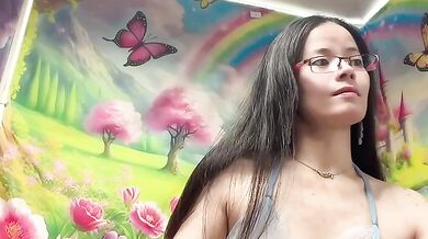 Nice Hair Black Sexy Tit Show Cucumber in Pussy Solo