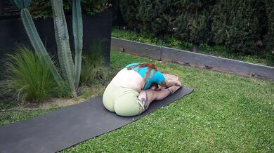 Thick Redhead Does Splits During Yoga With Big Tits And Big Ass EMMA MAGNOLIA