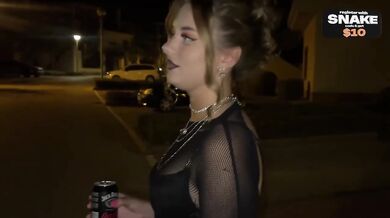 Alt Girl Screaming Give Me Your Dick Wants Creampie in Elevator Sex
