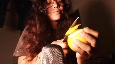 SFW ASMR Eating a Juicy Orange Direct to Your Ears HD Porn