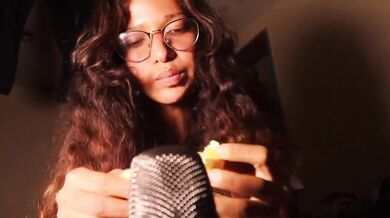 SFW ASMR Eating a Juicy Orange Direct to Your Ears HD Porn