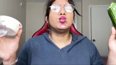 Sex Doll Latina Amateur Solo Female ASMR Licking Giant Cucumber Destroyed Gushing