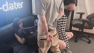 Amateur Latina Threesome Destroyed With Big Dick Creampie And Footjob