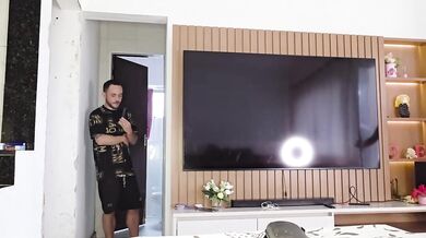 Hot Wife Seduces Delivery Guy While Husband Watches Everything