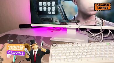 My Stepsister Distracted Me From Computer Games and Seduced Me With Sloppy Blowjob Doggystyle