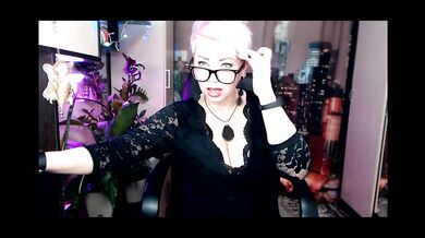 Attention The Gorgeous Mature Married Slut Aimee Hot MILF Dancing Masturbating For You