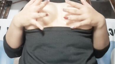 Thai Solo Girl Destroyed My Throat With Beautiful Cleavage Gushing Choked