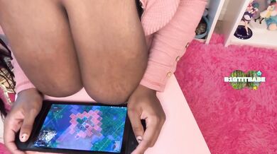 Huge Titty Nerd Plays Switch Game Destroyed Gushing Choked