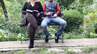 Mature MILF Destroyed Me With Big Cumshot in the Park