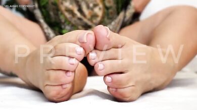 Yelahiag 2026 Exclusive Feet Mastery Destroyed by Gushing MILF Worship
