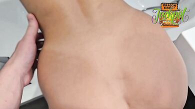 College Slut Roommate Washing Hair Destroyed By Huge Cumshot On Face
