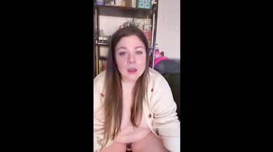 Amateur Nerdy Girl Squirts Deep Into Cozy Sweater Masturbation Orgasm