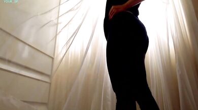 Hot Young Amateur in Sexy Jeans Getting Destroyed By Big Booty Slaps