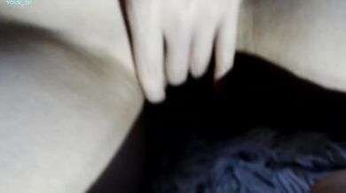 Watch This Amateur Blonde Girl MOANING LOUDLY When She Cums At Sunset In Jeans