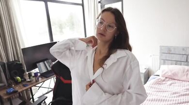 Petite Amateur Babe Destroyed During Photoshoot Gangbang Foursome MMGF Cumshot On Face And Glasses