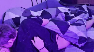 passionate lesbian friction tribbing scissor orgasm hard lesbian sex before bed
