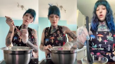 Goth Mommy Makes Sourdough Pretzel Bites