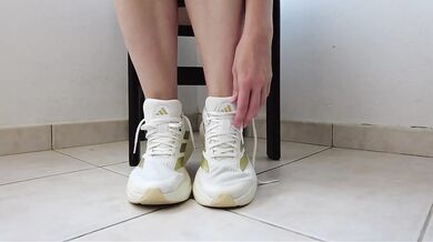 Verified Amateur Solo Female Destroyed Gushing White Ped Socks And Sneakers Feet Foot Fetish Exclusive HD Porn