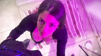 Cheating Latina Wife Waits Topless For Cuckold Husband With Bouncing Boobs And Deep Throat Facial