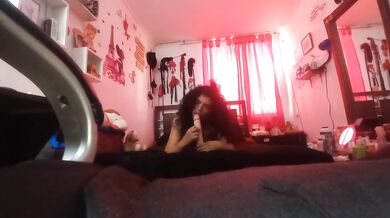 Insatiable Colombiana Masturbates After Cleaning House