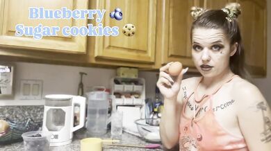 Milf Blonde Bakes Cookies in Kitchen Destroyed Gushing Choked