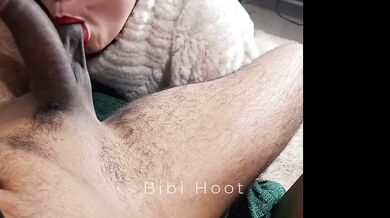 Amateur blowjob turns to massive pussy worship for blonde Brazilian deepthroat