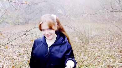 Stepsister Blowjob In Woods While Parents Pick Berries Nearby
