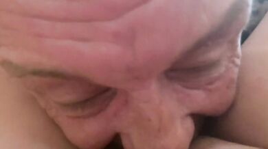 Old men licking young pussy