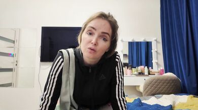 My stepmom was in a hurry to ride my cock after her workout