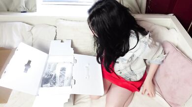 Exclusive Verified Amateurs Irish Solo Female HD Porn Unboxing