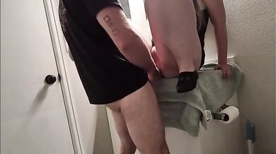 Big Tits Milf Gets Creampied On Counter Blowjob Amateur Exclusive HD