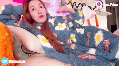 Cozy Pyjama Girl in Bed with You Destroyed Gushing Choked