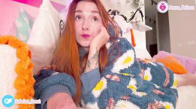 Cozy Pyjama Girl in Bed with You Destroyed Gushing Choked