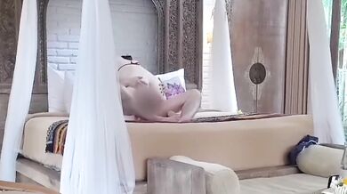 Oriental Sexy Lingerie Handjob Gushing College Babydoll Red Panties Japanese Amateur POV