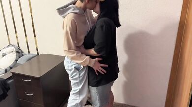 I seduce my neighbor to taste her vagina hard rough sex cunnilingus orgasm
