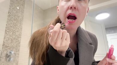 Blonde MILF Amateur Cocked In Tight Pussy Plug