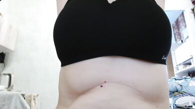 Her Hot Big Natural Tits Really Turn My Eyes On Milf Amateur HD Solo Verified
