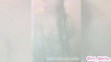 Latina White Girl Masturbating With Big Consolador Under Shower Imagining Stepdad Fucking Her Squirting